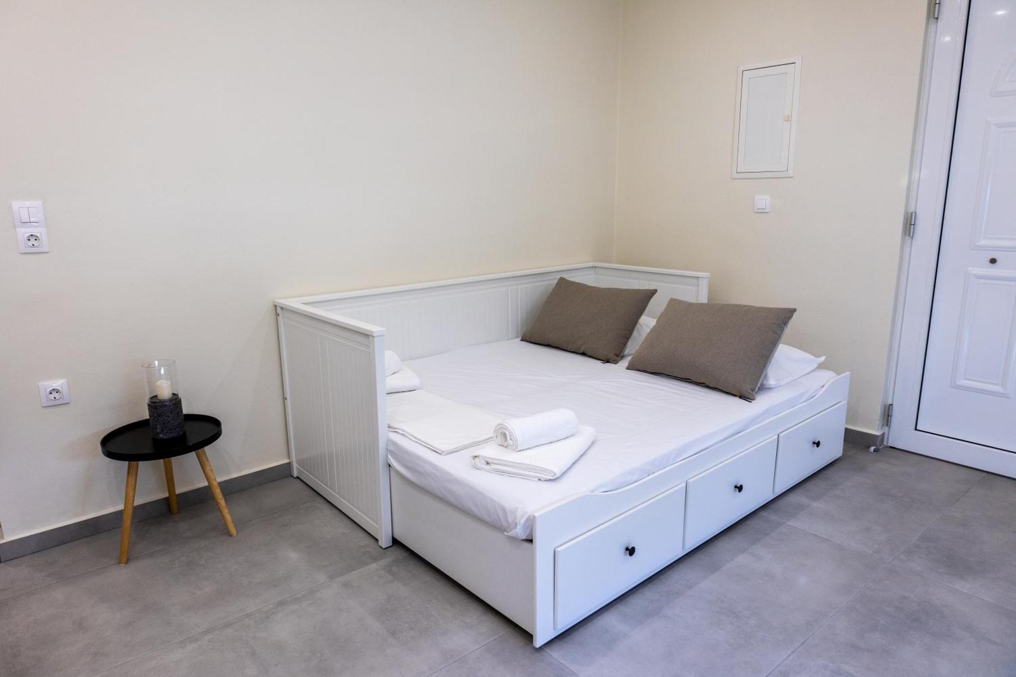 Adriana Apartment Agia Marina المظهر الخارجي الصورة