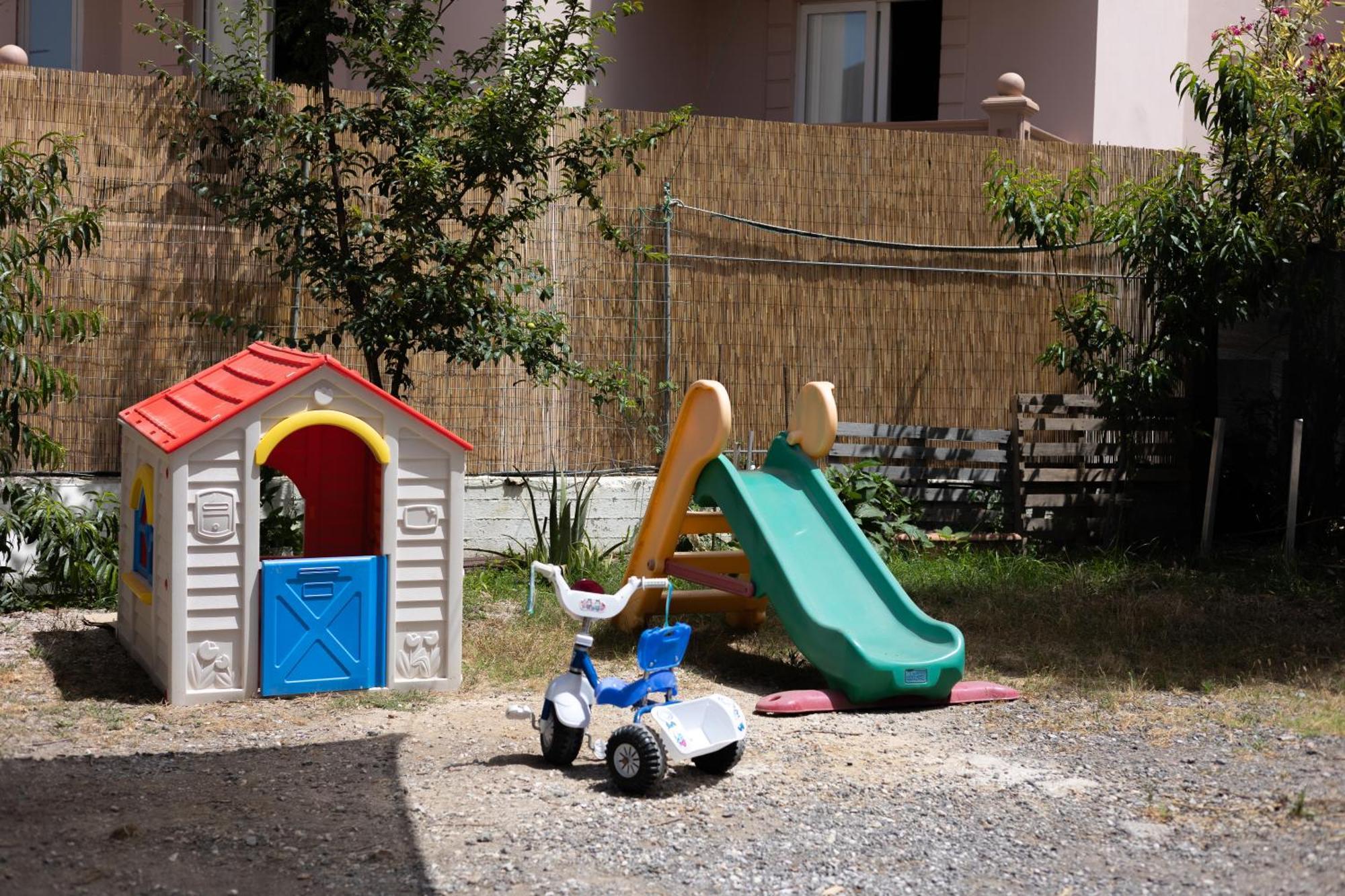 Adriana Apartment Agia Marina المظهر الخارجي الصورة